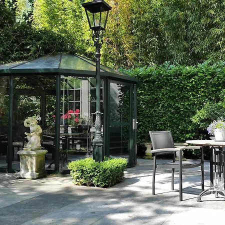 Apollofirst Boutique אמסטרדם