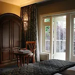 Apollofirst Boutique 4* Амстердам