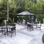 Отель Apollofirst Boutique