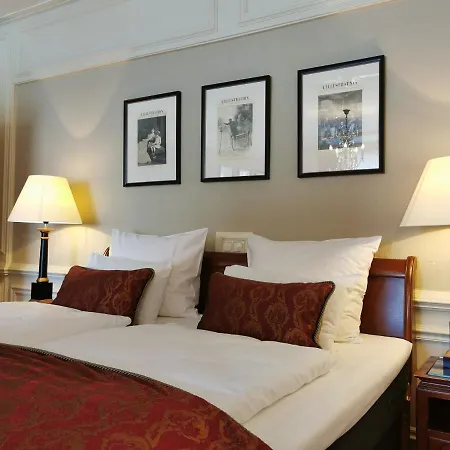 Apollofirst Boutique 4* Amsterdam