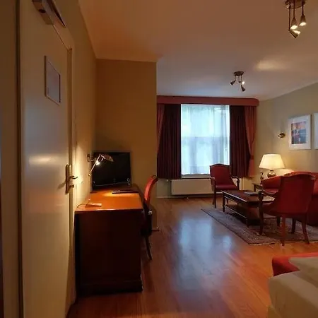 Apollofirst Boutique 4* Amsterdam