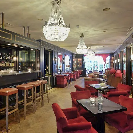 Apollofirst Boutique 4* Ámsterdam