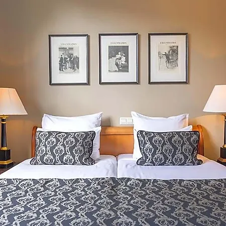 Apollofirst Boutique Hotel Amsterdam
