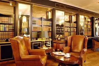 Apollofirst Boutique Amsterdam