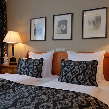 Apollofirst Boutique 4*