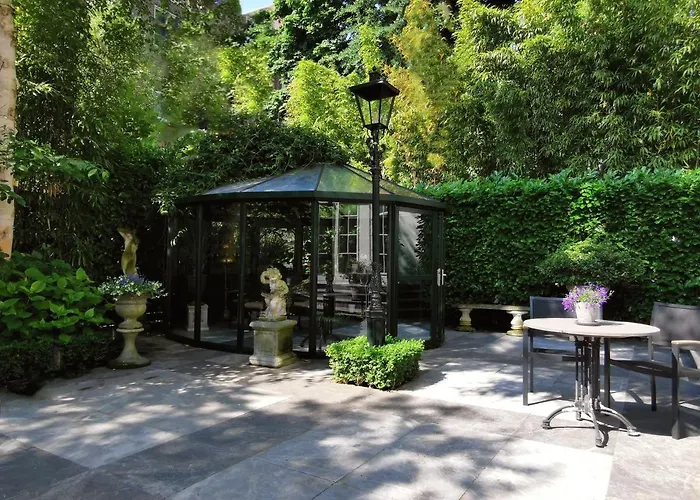 Apollofirst Boutique