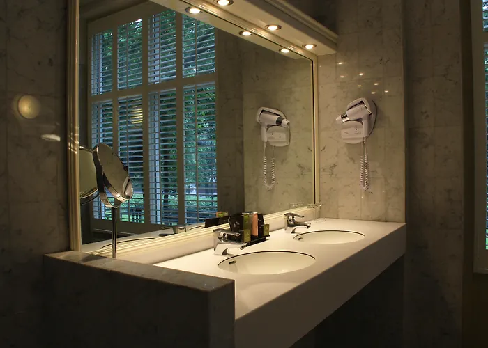 Apollofirst Boutique 4* Amsterdam