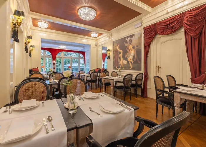 Apollofirst Boutique Amsterdam