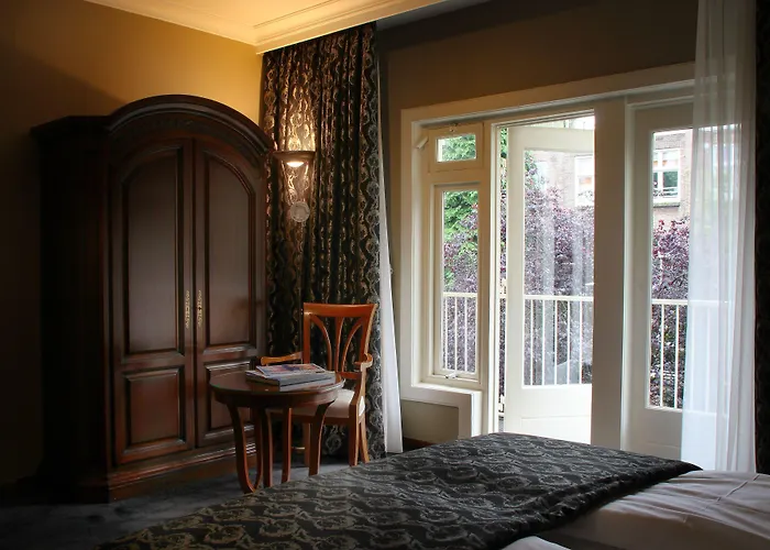 Apollofirst Boutique 4* Amsterdam