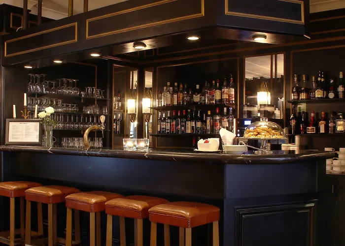 Apollofirst Boutique Amsterdam