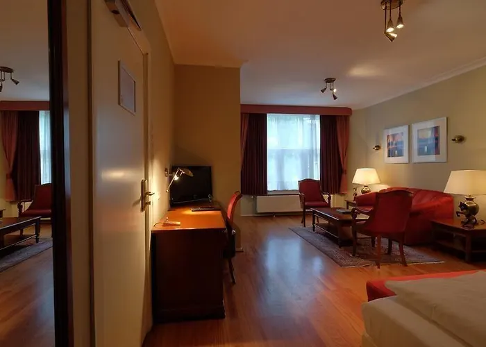 Apollofirst Boutique Hotel