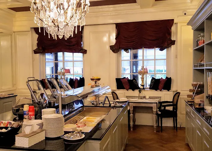 Hotel Apollofirst Boutique 4*